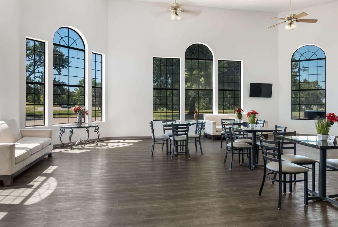 Econo Lodge Lakeland Екстериор снимка
